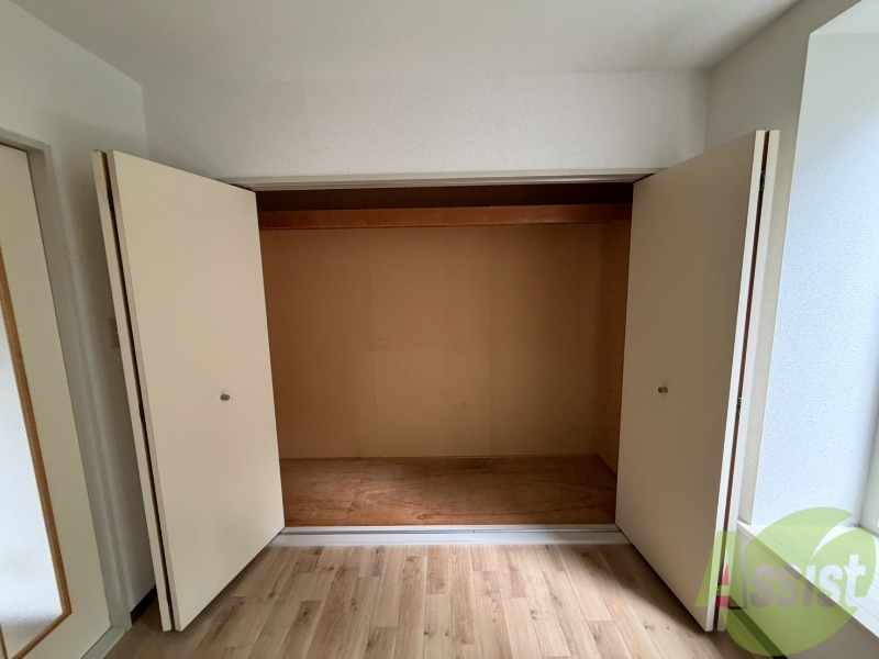 収納　クローゼットがありました。お洋服や荷物はここへ
