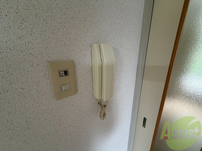 セキュリティ　インターホンです。来客者を確認できるので安心！