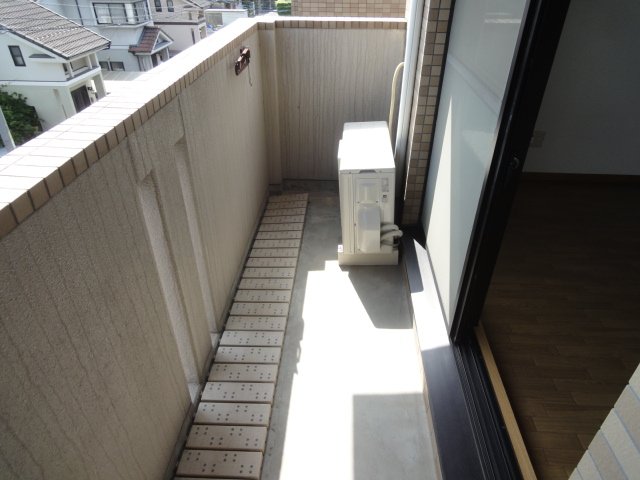バルコニー　写真は別号室のものです。