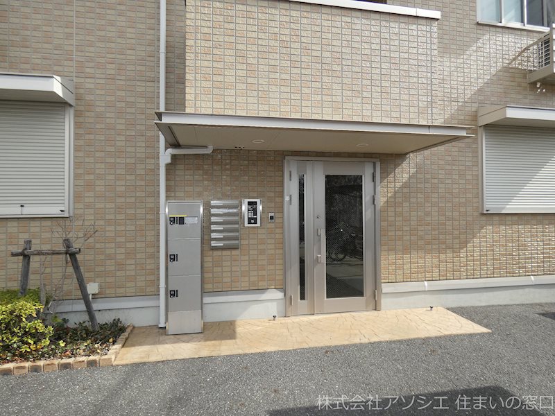 エントランス　オートロック・集合ポスト・宅配ボックス