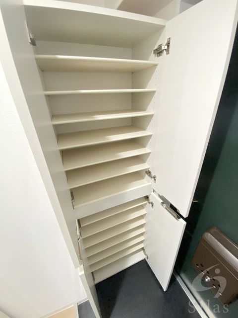 収納　反転タイプ