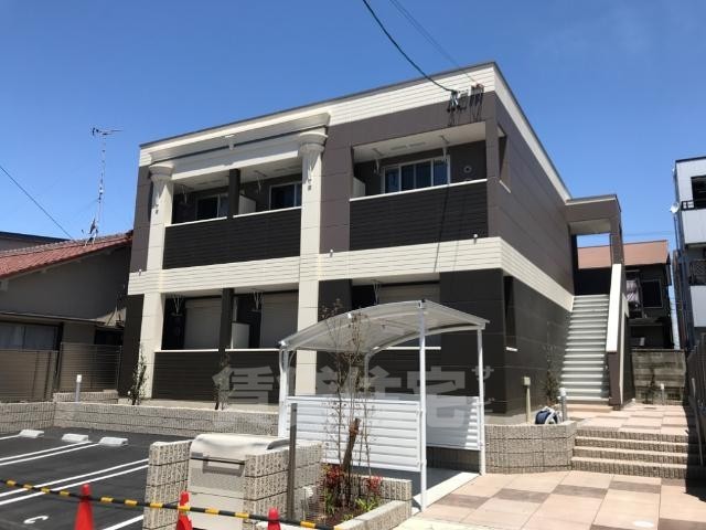 建物外観　外観写真（昼）