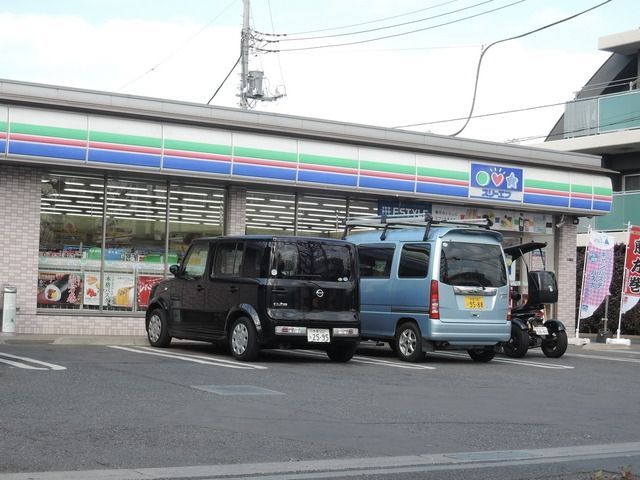 コンビニ　スリーエフ（コンビニ）まで490m