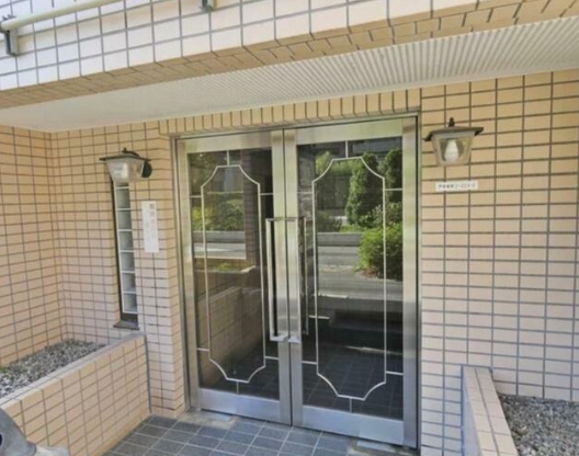ロビー　建物入口☆