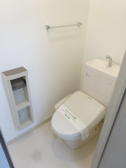 サザンウィング Aのトイレ写真