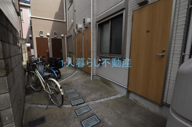 その他　駐輪場です。