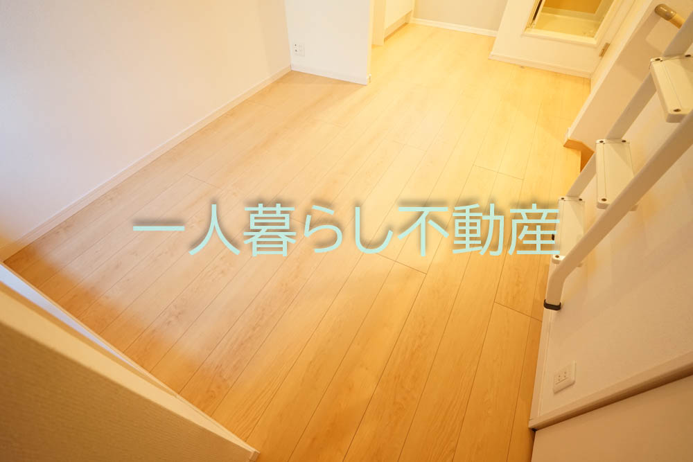 居室・リビング　8.3帖のお部屋です。