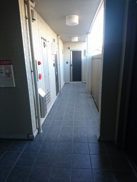 京阪本線 牧野駅 徒歩16分 3階建 築9年の外観写真