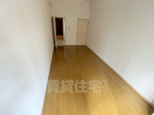 ヴェローノ新大阪南の居間写真