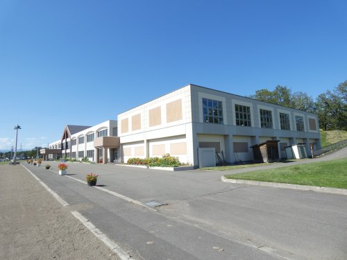 小学校　大樹町立大樹小学校（小学校）まで2418m