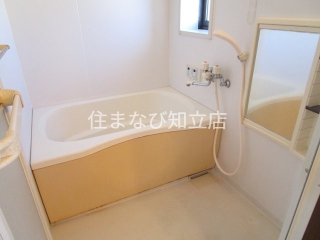 バス・シャワールーム　別室同型写真