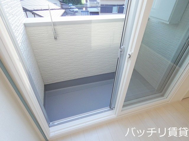 バルコニー　画像は、同型タイプの為、現状を優先いたします。