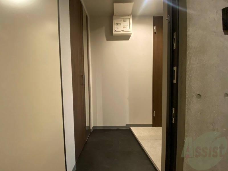 玄関　玄関の様子です。明るい印象ですね。気分もあがりそう。