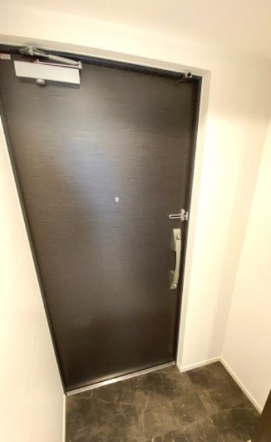 玄関　同仕様タイプ