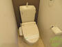 トイレ　ウォシュレットつきのトイレです。快適に生活できますよ。