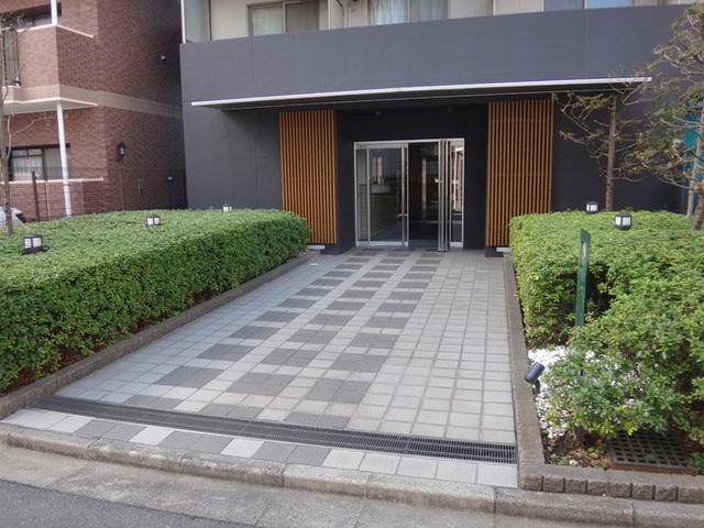 エントランス　エントランス