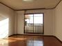 居室・リビング　エアコン付きの綺麗なお部屋です。