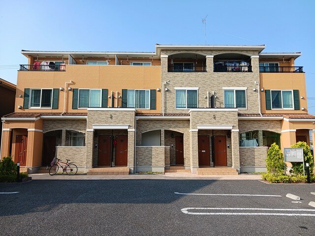建物外観　外観は落ち着いています