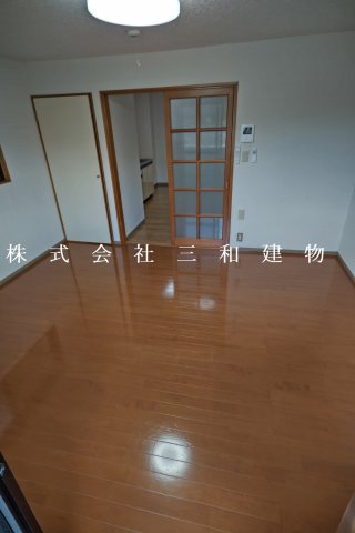 プラザ幸の内装写真