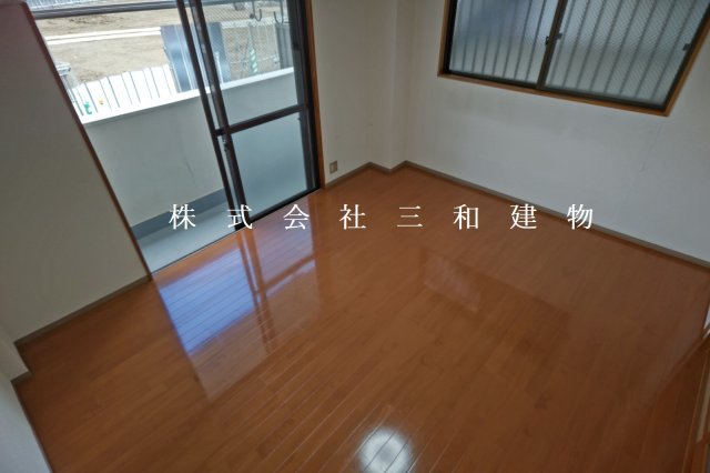 プラザ幸の居間写真