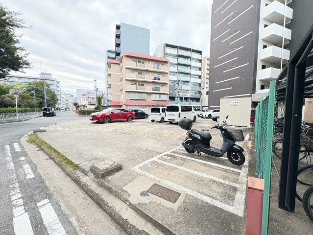 駐車場　詳細は、RISUMO江坂本店までお問合せください♪