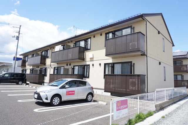 建物外観　２０２１年５月撮影