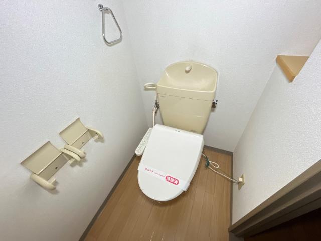 コーポあすかIのトイレ写真