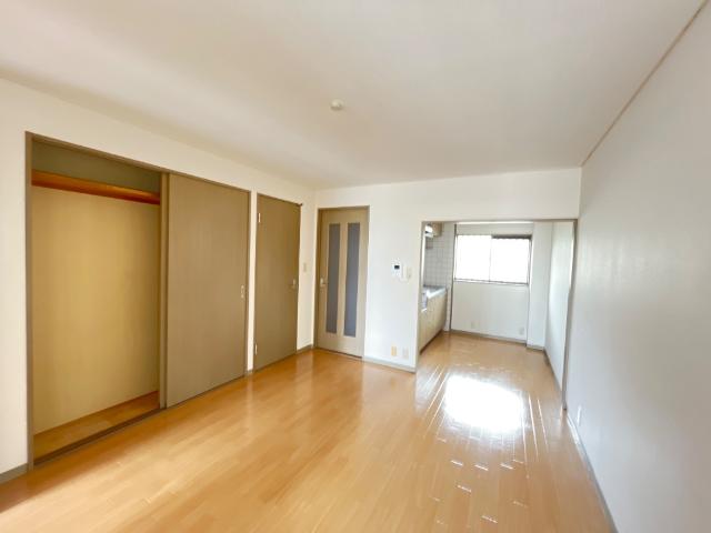 コーポあすかIの居間写真