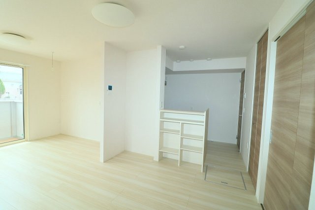 D-room富沢南の居間写真