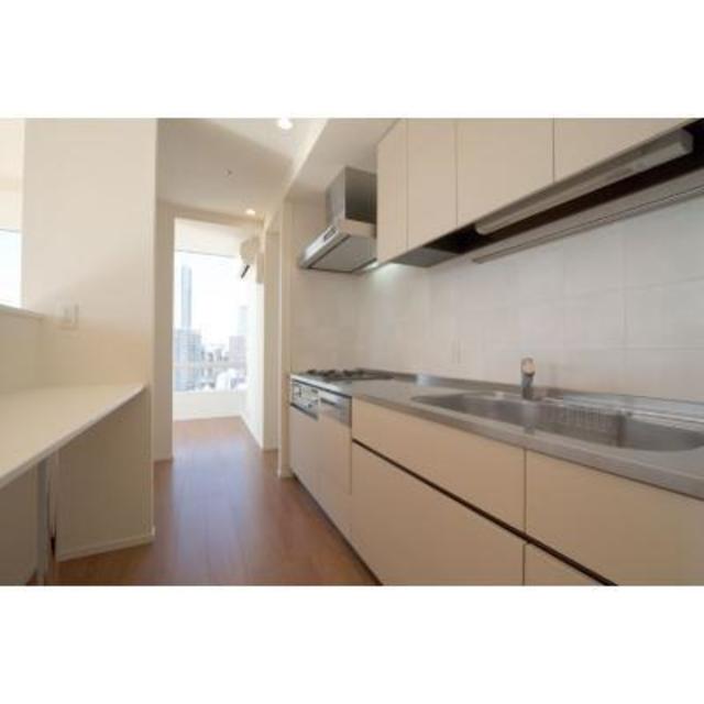 キッチン　※写真は同タイプ住戸です。