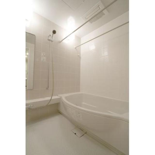 バス・シャワールーム　※写真は同タイプ住戸です。