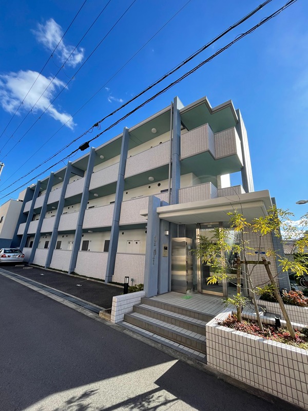 建物外観　オートロック付