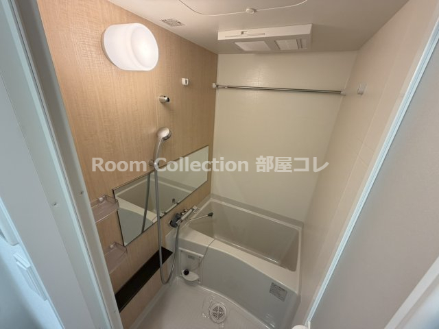 バス・シャワールーム　※同物件他部屋写真 反転、色違いの場合有 現況優先