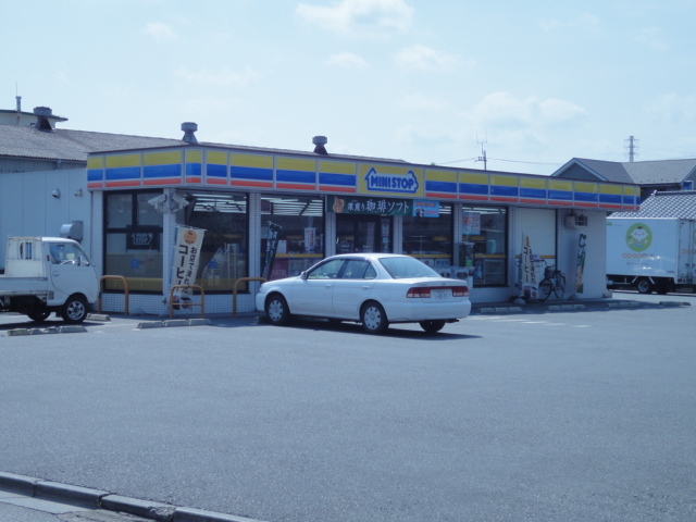 その他　ミニストップ八潮木曽根店（その他）まで757m