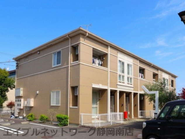 建物外観　外観は落ち着いています