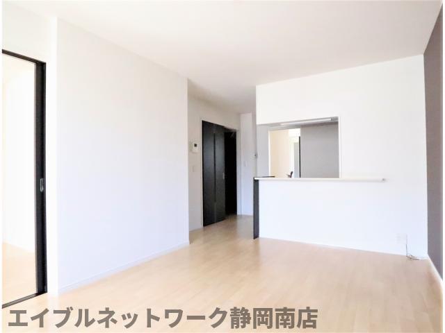 居室・リビング　居間です