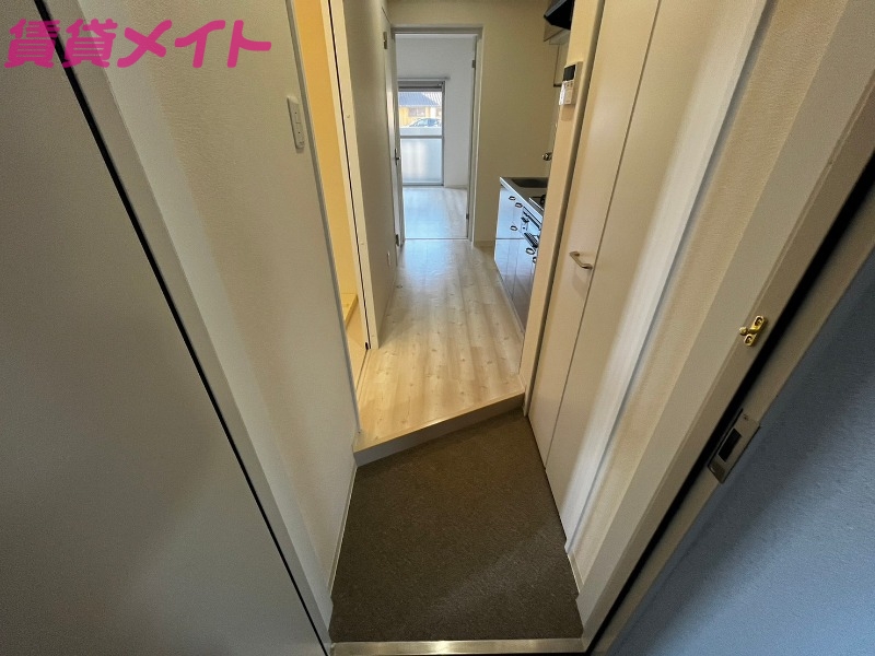 玄関　別部屋参考写真