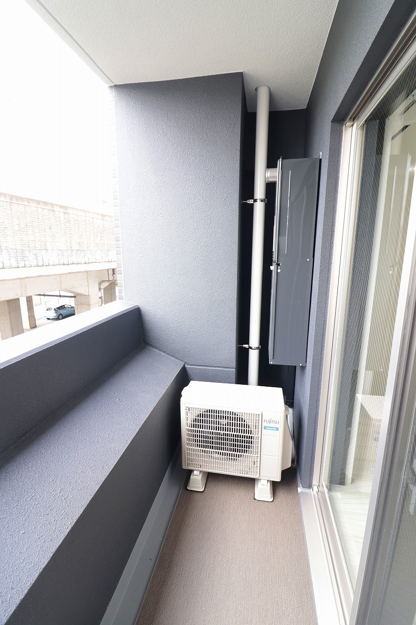 バルコニー　※同物件、別部屋の写真です。