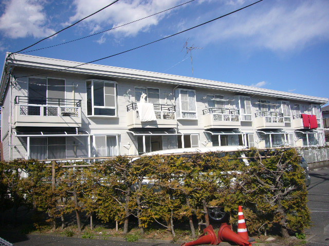建物外観　南西側より撮影
