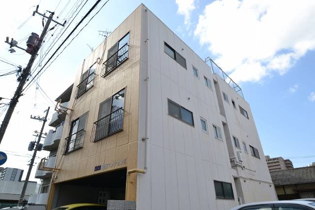 エスコ桑田マンションIIの建物外観