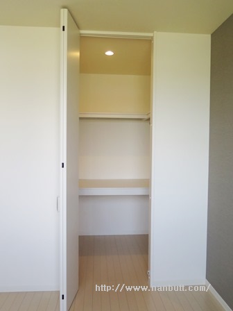 収納　ウォークインクローゼット