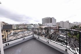 バルコニー　バルコニー