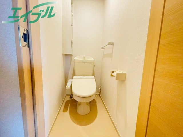 【桑名市大字蓮花寺のアパートのトイレ】