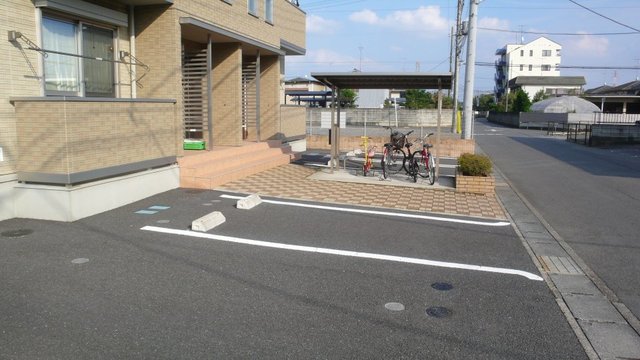 駐車場　敷地内駐車スペース
