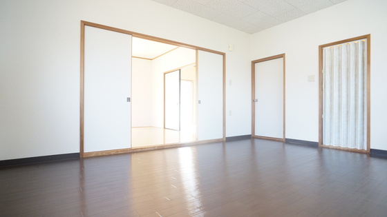 居室・リビング　リビング