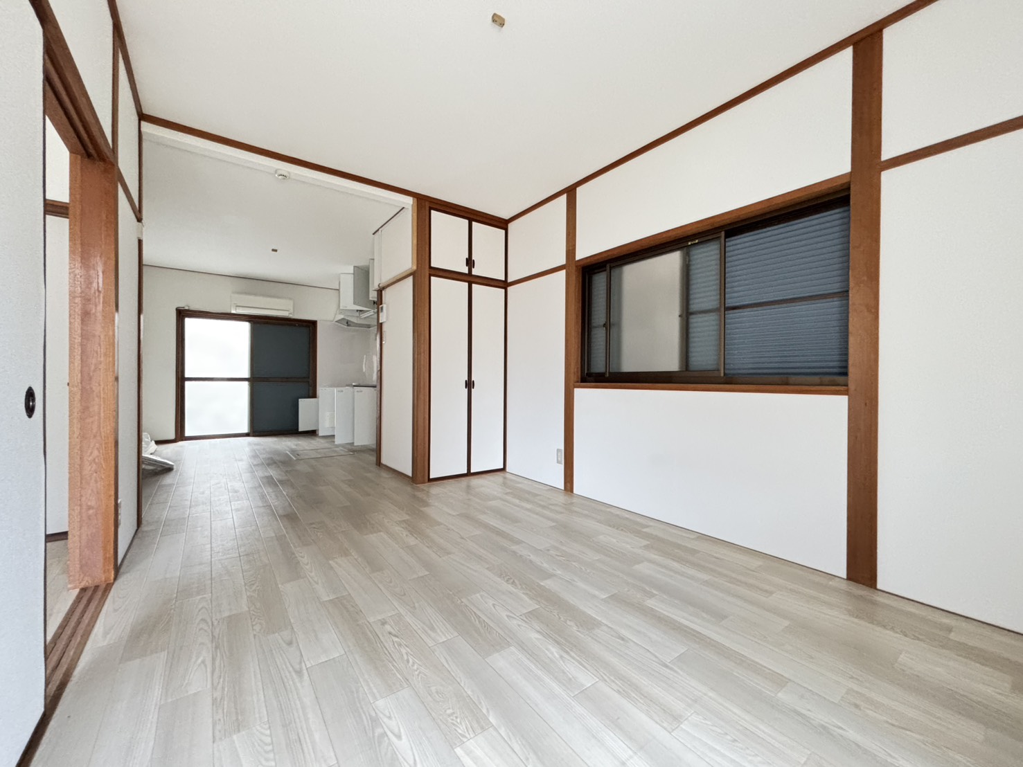 仲田1丁目戸建の居間写真