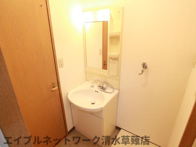 洗面設備　広い洗面スペース