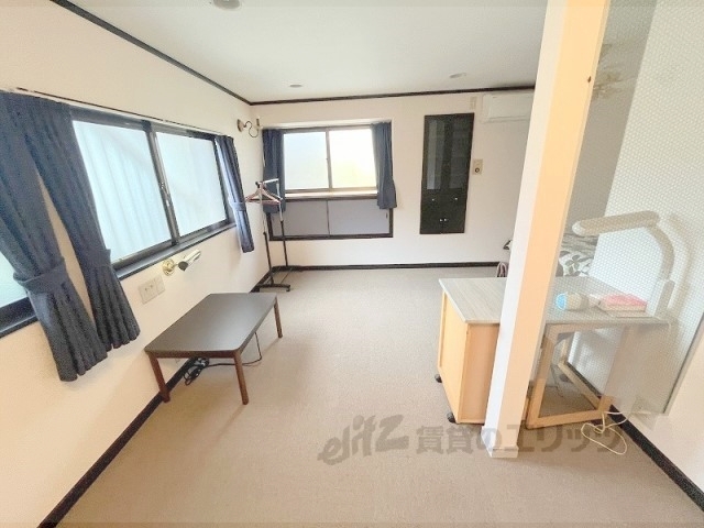 居室・リビング　洋室