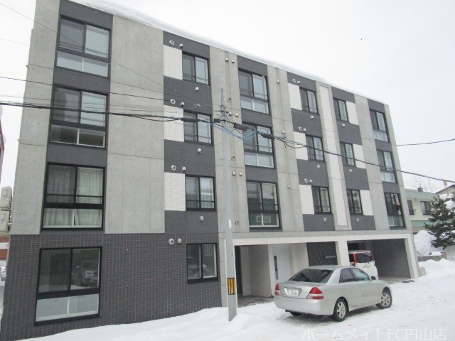 RESIDENCE SHINMEI MARUYAMAの建物外観