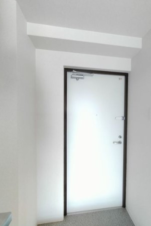 CION西九条の玄関写真